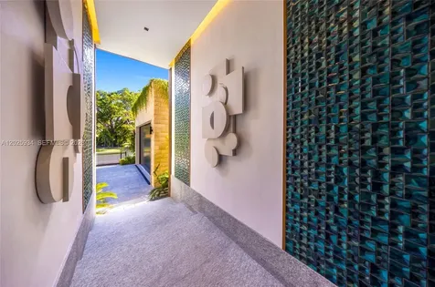 200 W Rivo Alto Drive Miami Beach FL 33139