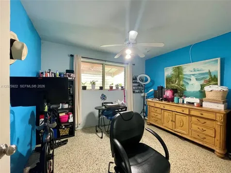 1874 NW 19th Street Miami FL 33125
