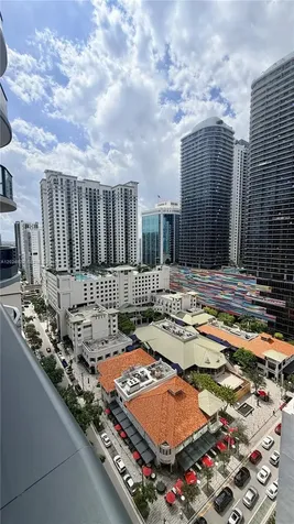 1000 Brickell Miami FL 33131