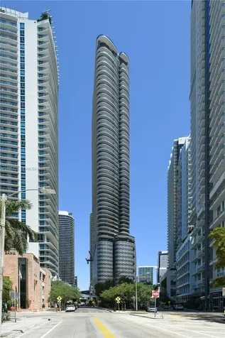 1000 Brickell Miami FL 33131