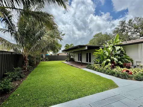7711 SW 131st Avenue Miami FL 33183