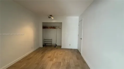 Miami Beach FL 33141