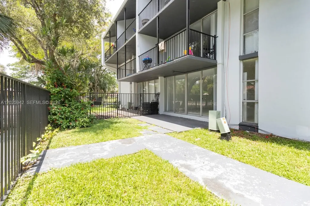 2920 Forest Hills Boulevard Coral Springs FL 33065