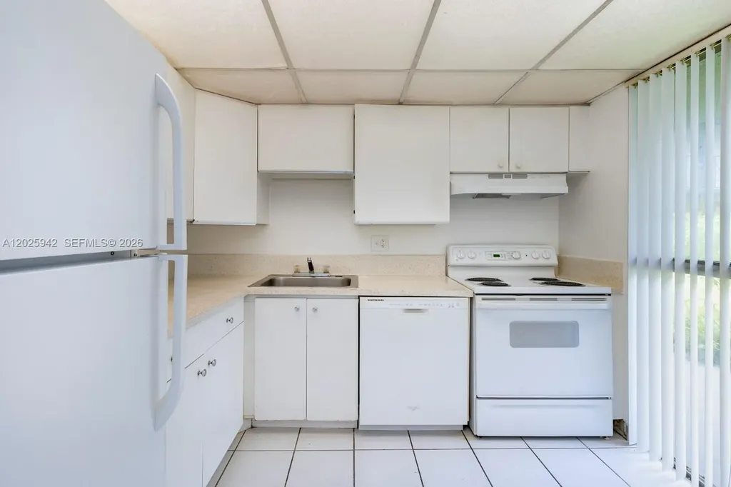 2920 Forest Hills Boulevard Coral Springs FL 33065
