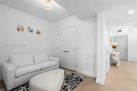 9221 E Bay Harbor Drive Bay Harbor Islands FL 33154