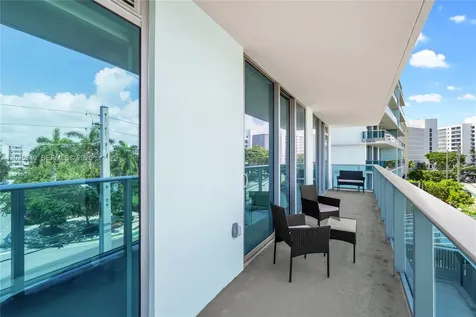 9221 E Bay Harbor Drive Bay Harbor Islands FL 33154