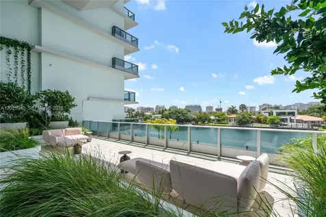 9221 E Bay Harbor Drive Bay Harbor Islands FL 33154
