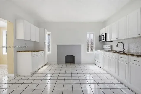 1745 SW 17th Street Miami FL 33145