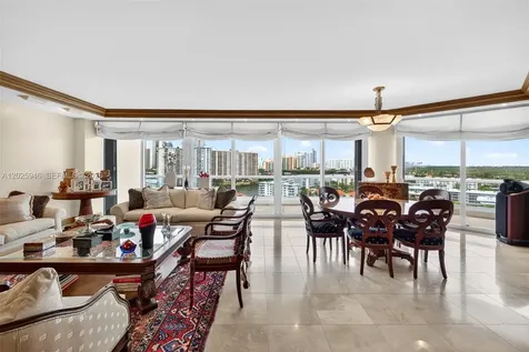 2600 Island Boulevard Aventura FL 33160