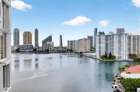 2600 Island Boulevard Aventura FL 33160