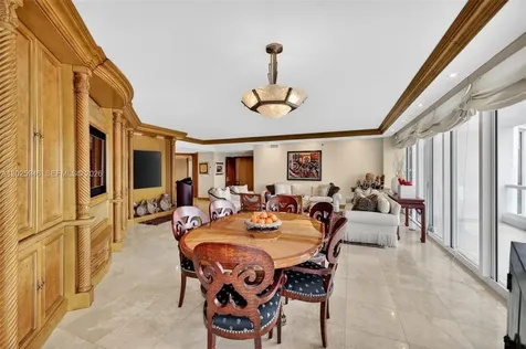 2600 Island Boulevard Aventura FL 33160