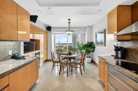 2600 Island Boulevard Aventura FL 33160