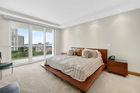 2600 Island Boulevard Aventura FL 33160