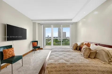 2600 Island Boulevard Aventura FL 33160