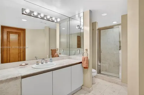 2600 Island Boulevard Aventura FL 33160