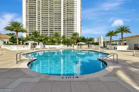 2600 Island Boulevard Aventura FL 33160