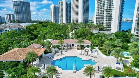 2600 Island Boulevard Aventura FL 33160