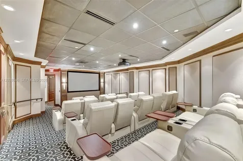 2600 Island Boulevard Aventura FL 33160