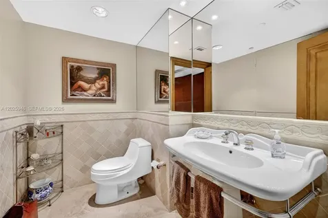 2600 Island Boulevard Aventura FL 33160