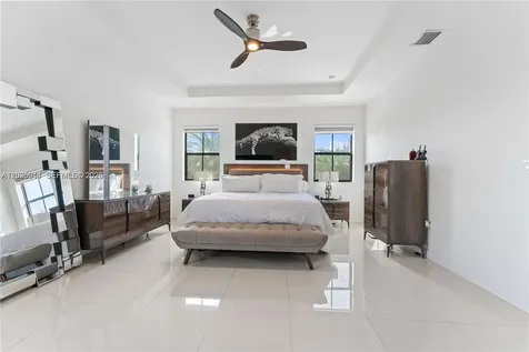 14856 SW 27th Terrace Miami FL 33185
