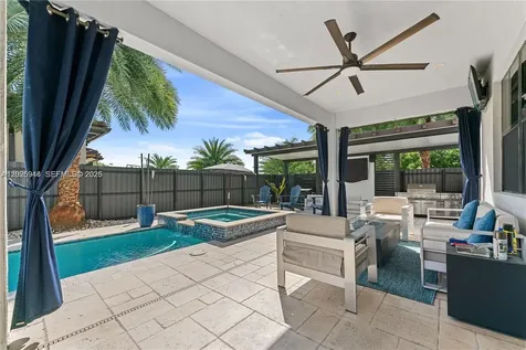 14856 SW 27th Terrace Miami FL 33185