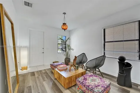 650 NE 191st Terrace Miami FL 33179