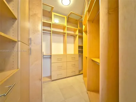 848 Brickell Key Drive Miami FL 33131