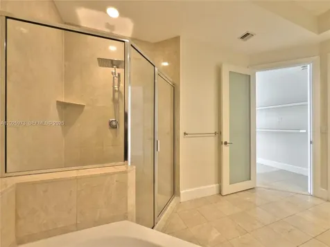 848 Brickell Key Drive Miami FL 33131