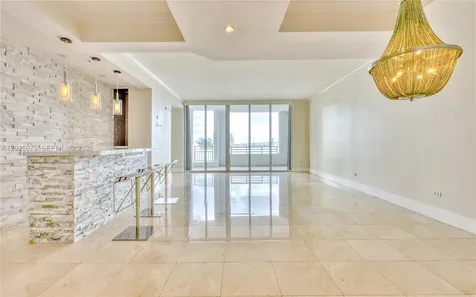 848 Brickell Key Drive Miami FL 33131