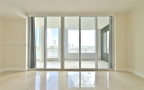 848 Brickell Key Drive Miami FL 33131