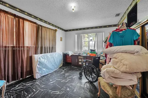 5065 SW 90th Court Miami FL 33165