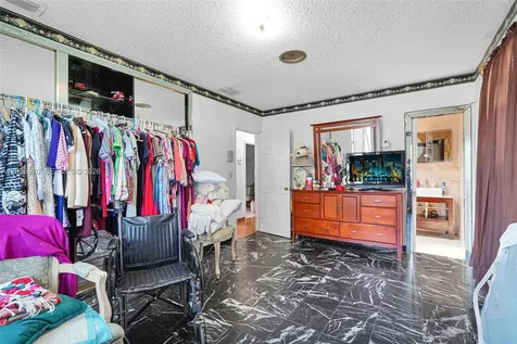 5065 SW 90th Court Miami FL 33165