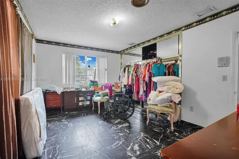 5065 SW 90th Court Miami FL 33165