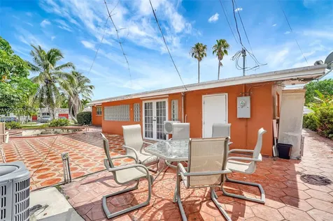 5065 SW 90th Court Miami FL 33165