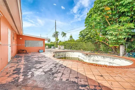 5065 SW 90th Court Miami FL 33165