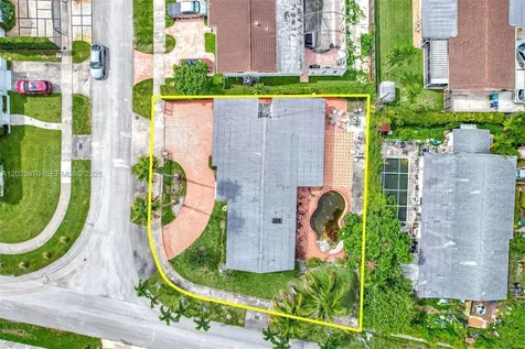 5065 SW 90th Court Miami FL 33165