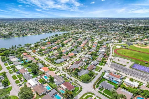 5065 SW 90th Court Miami FL 33165