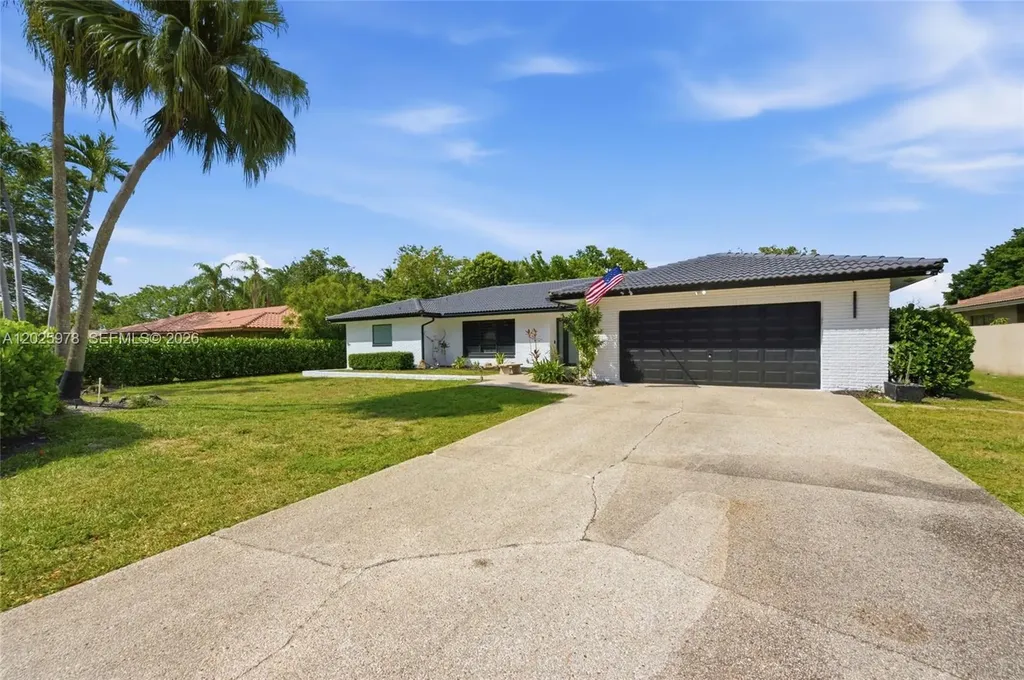 9935 Ramblewood Drive Coral Springs FL 33071