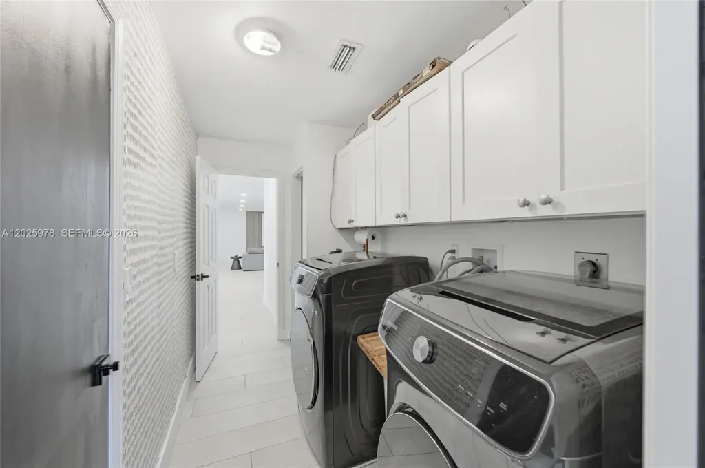 9935 Ramblewood Drive Coral Springs FL 33071