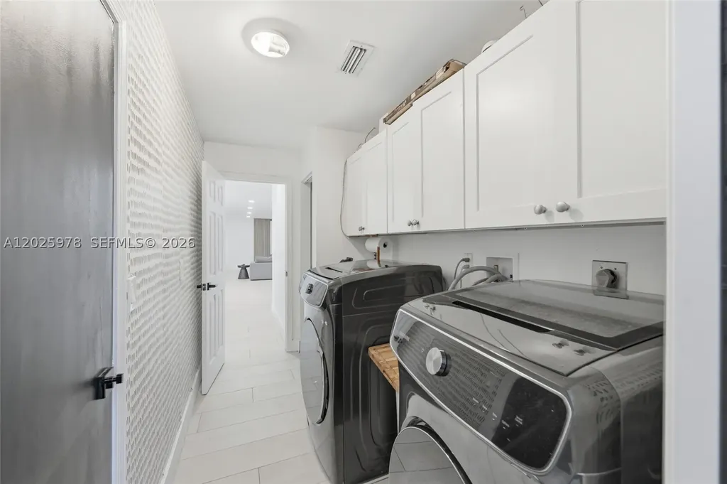 9935 Ramblewood Drive Coral Springs FL 33071