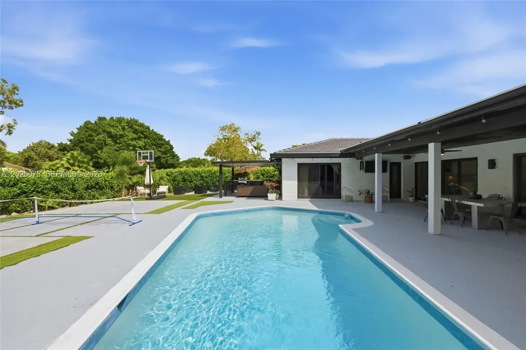 9935 Ramblewood Drive Coral Springs FL 33071