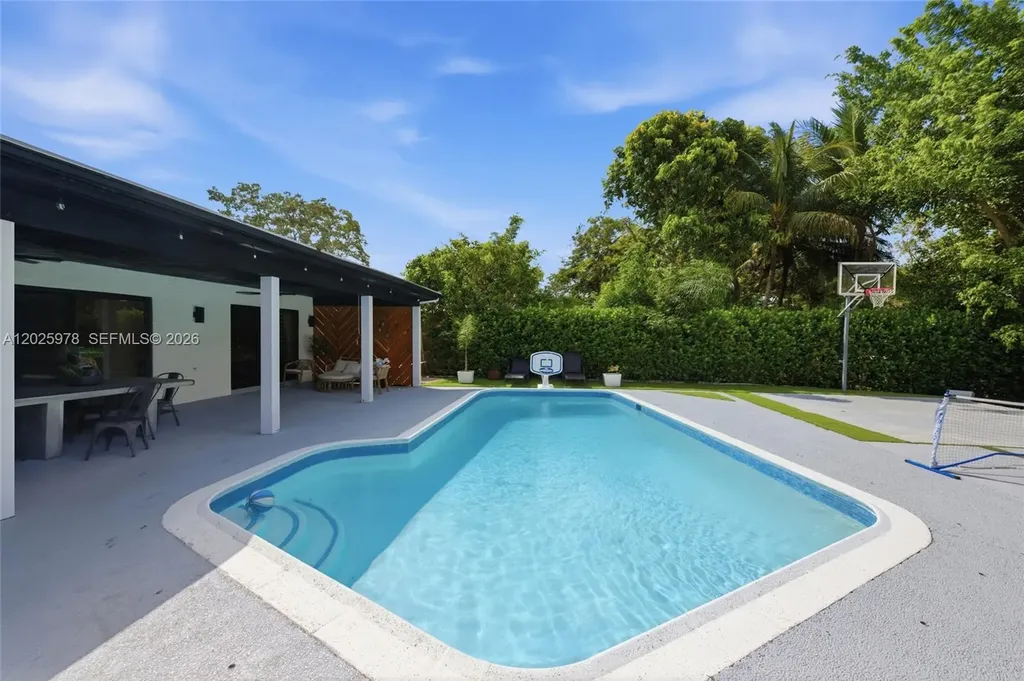 9935 Ramblewood Drive Coral Springs FL 33071