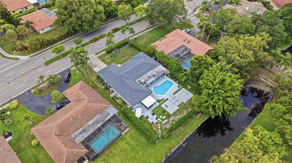 9935 Ramblewood Drive Coral Springs FL 33071