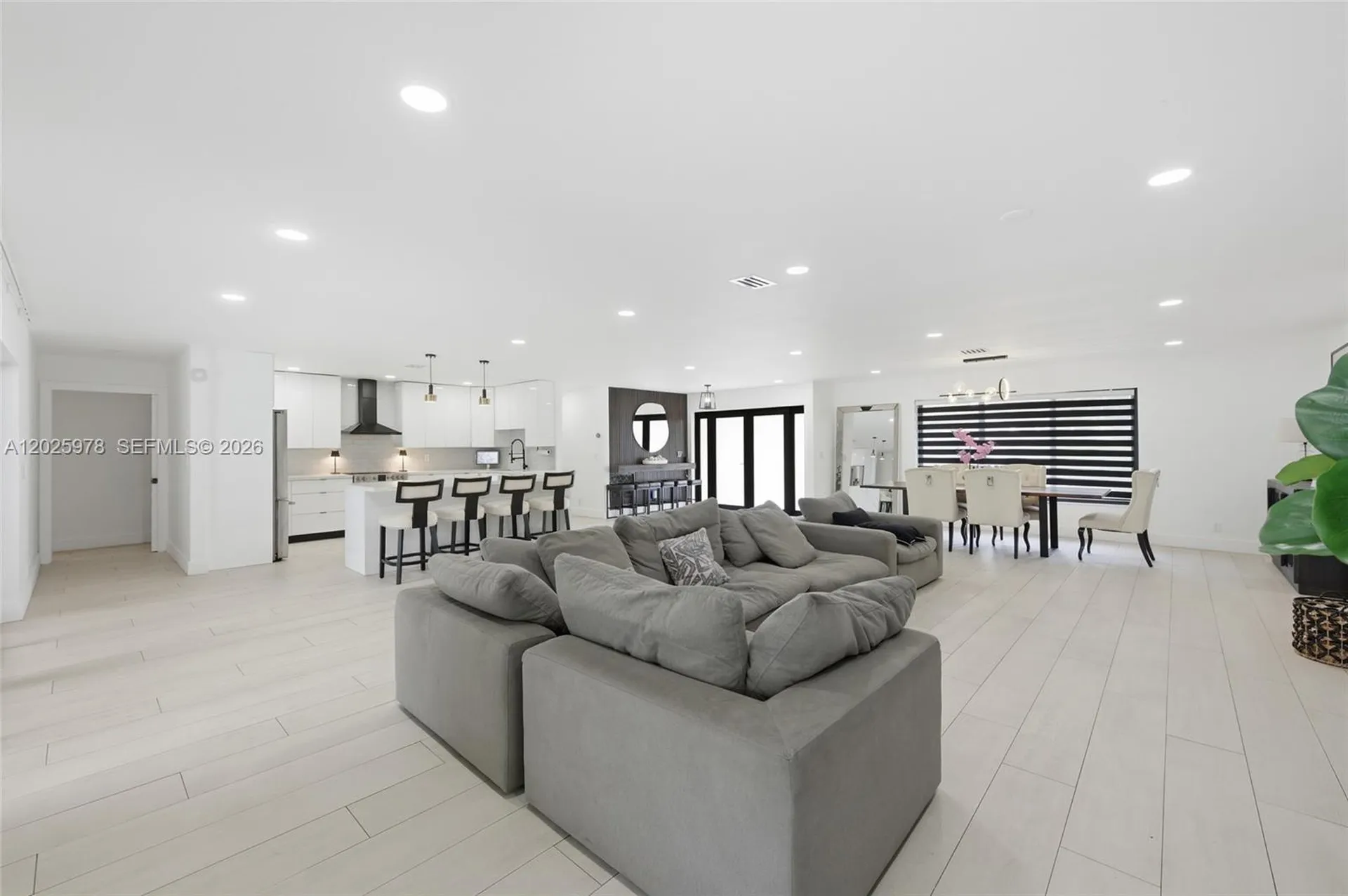 9935 Ramblewood Drive Coral Springs FL 33071