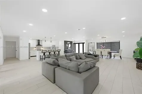 9935 Ramblewood Drive Coral Springs FL 33071