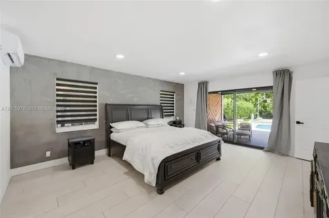 9935 Ramblewood Drive Coral Springs FL 33071