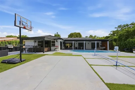 9935 Ramblewood Drive Coral Springs FL 33071
