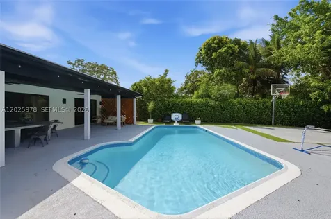 9935 Ramblewood Drive Coral Springs FL 33071