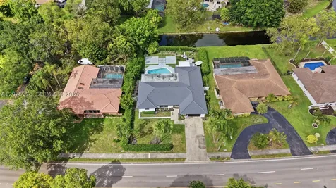9935 Ramblewood Drive Coral Springs FL 33071