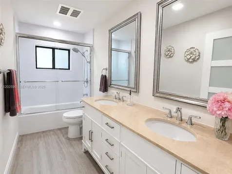 10240 SW 112th Street Miami FL 33176
